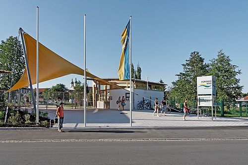 Außenansicht Egrensis-Freibad